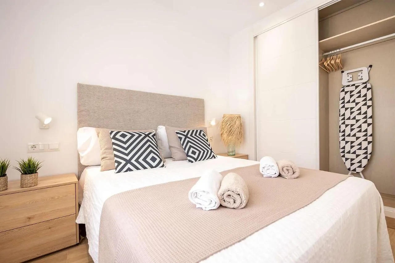 Apartamentos Carmen Maro