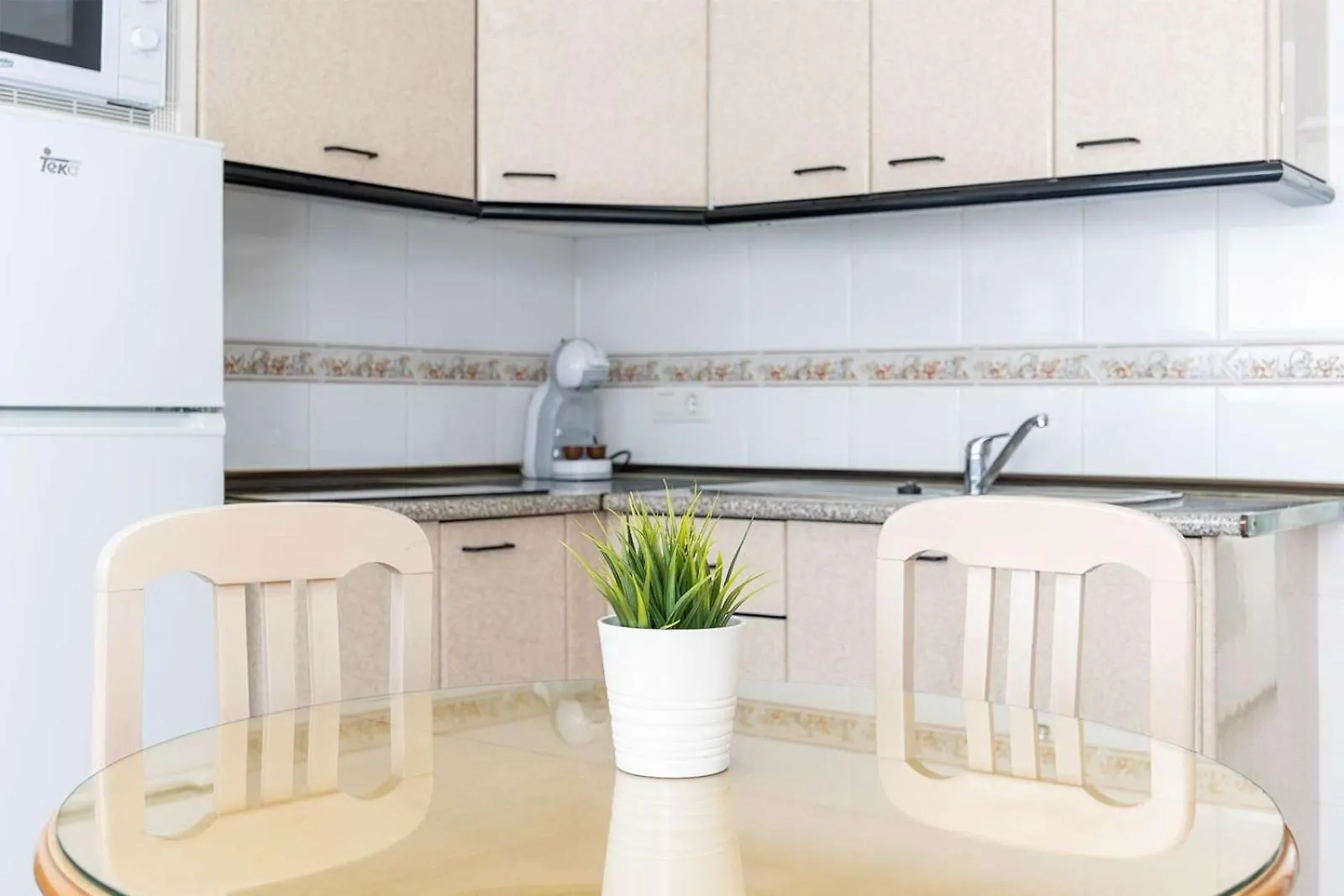 Apartamentos Carmen Maro